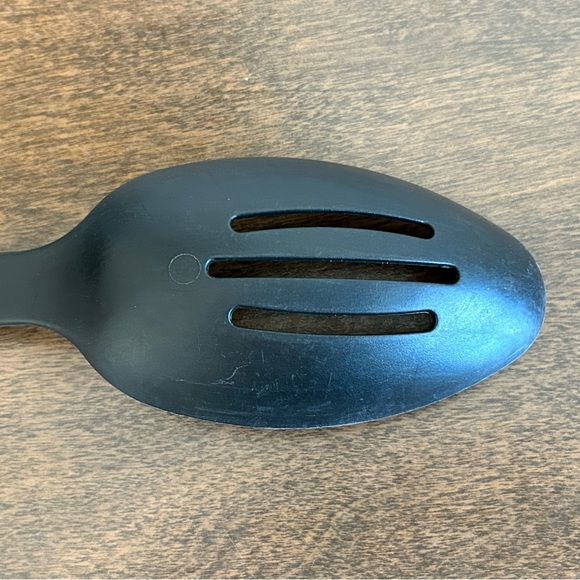 PAMPERED CHEF NYLON SLOTTED SERVING SPOON - Picture 7 of 8
